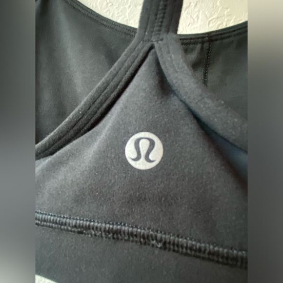 Lululemon Flow Y Bra *Nulu in Black ~ Size 8 - Picture 5 of 6